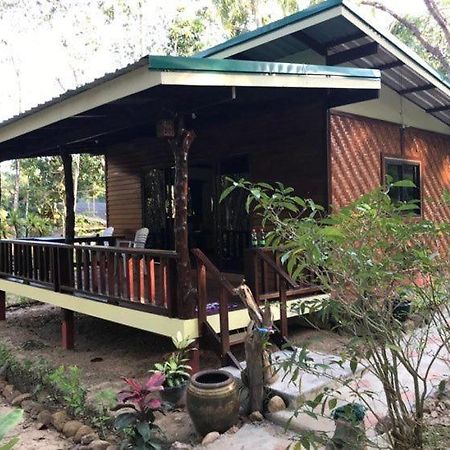Loma Sea Views Hotel Koh Jum Exterior photo