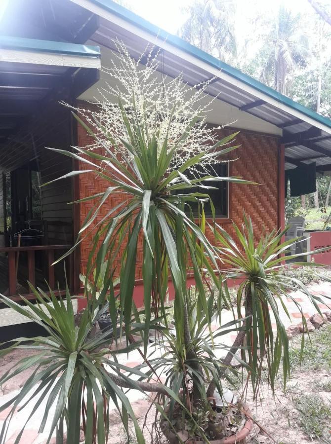 Loma Sea Views Hotel Koh Jum Exterior photo
